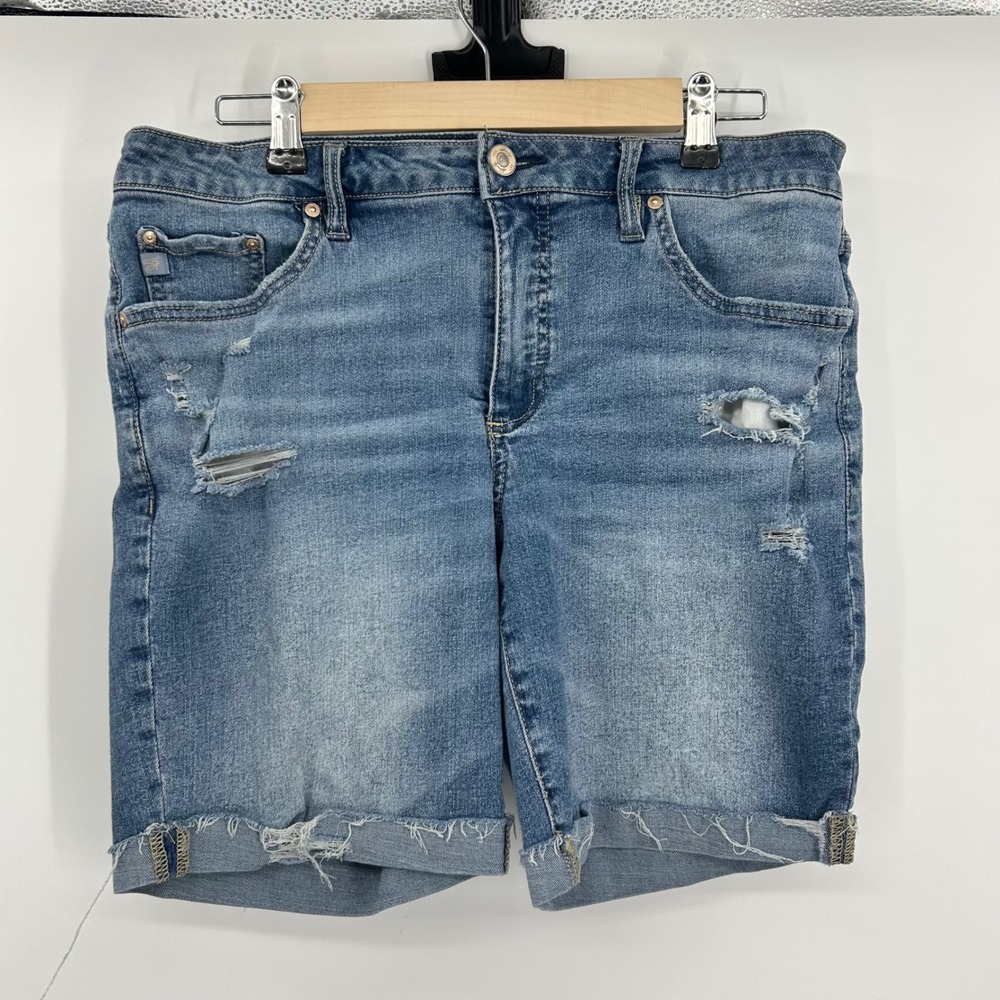 Seven7 Womens City Distressed Cuffed Denim Shorts Blue Size 8 913